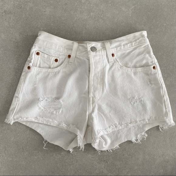 501 Original High Rise Women’s Shorts - Picture 2 of 6